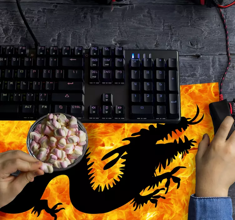 Lángoló sárkány eredeti egérpad - TenStickers