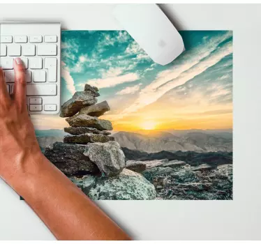 A hegyek tetején több egérpad - TenStickers