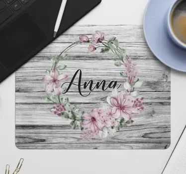 Akvarell virág kör név szerinti egyedi egerekkel - TenStickers