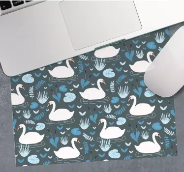Hattyúk a levelek között - egérpad minták - TenStickers