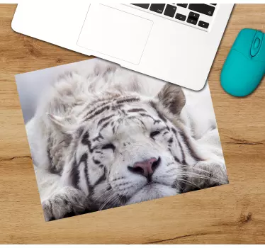 Pihenő fehér tigris több egérpárna - TenStickers