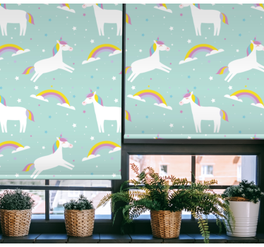 Mesebeli egyszarvúk és szivárványok redőnyök gyerekeknek - TenStickers