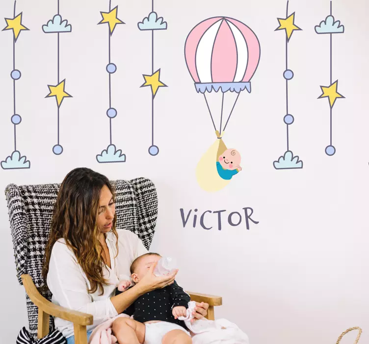 Baba a hőlégballon gyerekszoba matrica - TenStickers