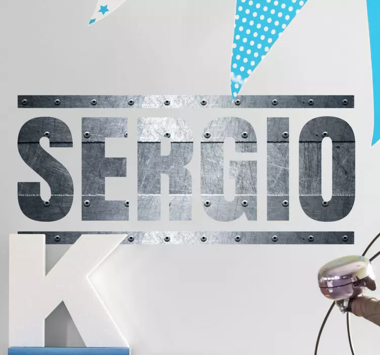 Egyedi név fémhatású falmatrica - TenStickers