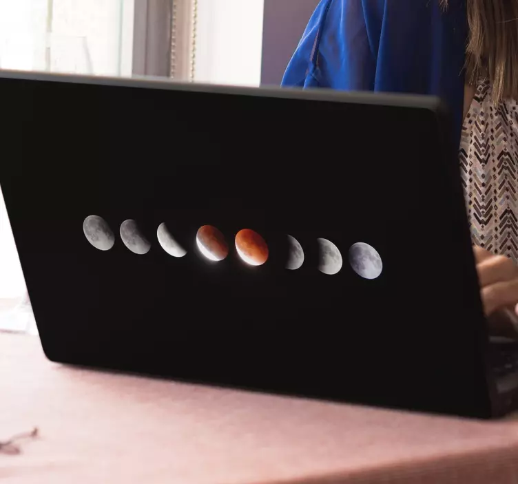 Eclipse laptop vinyl matrica - TenStickers