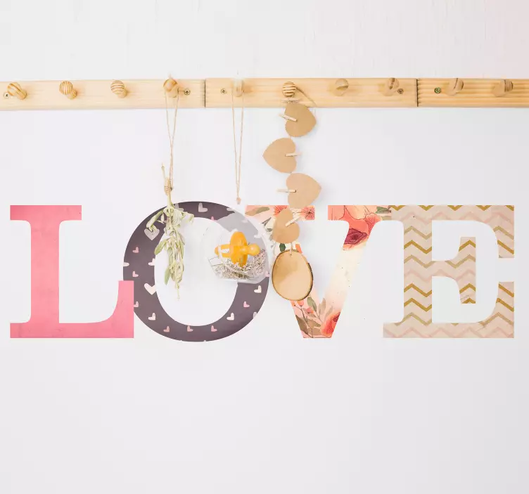 Függő szeretetlevelek szerelem matrica - TenStickers