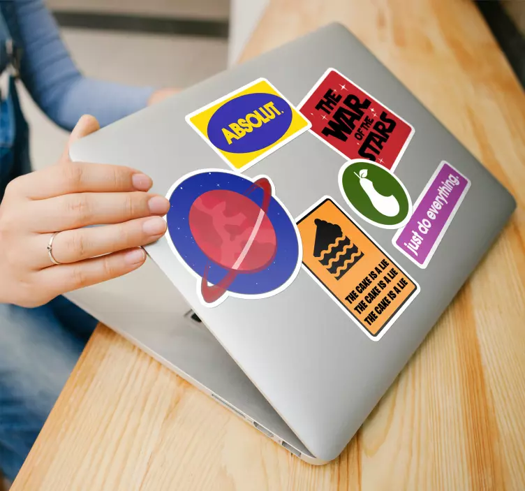 Laptop matrica matricacsomag - TenStickers