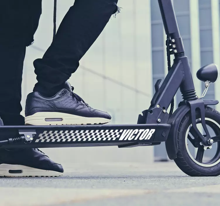 Matrica Személyre patinete Bandera Versenyfutás - TenStickers