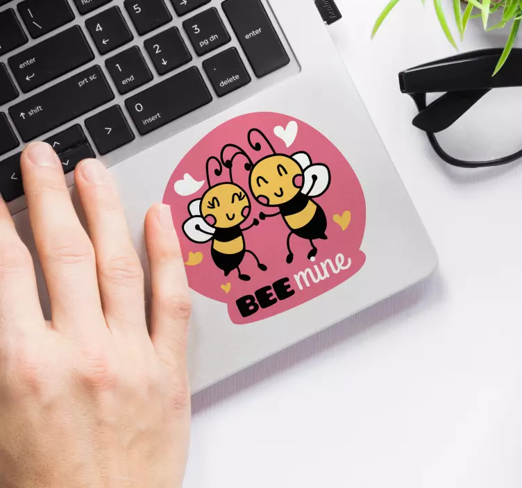Méh szerelmi duó Laptop matrica - TenStickers