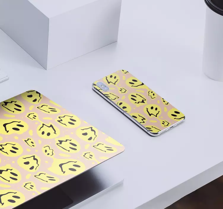 Mosolygó szellem minta Matrica Iphone - TenStickers