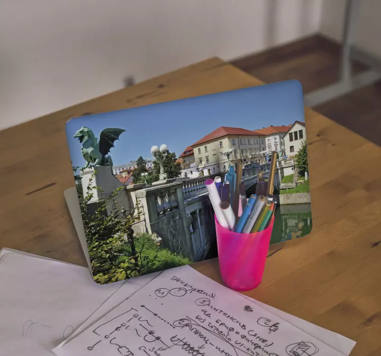 Sárkány híd ljubljana laptop bőr - TenStickers