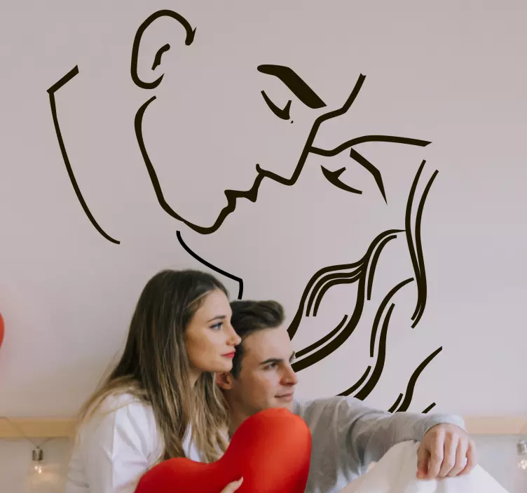 Szenvedélyes csókolózó pár szerelmes matrica - TenStickers