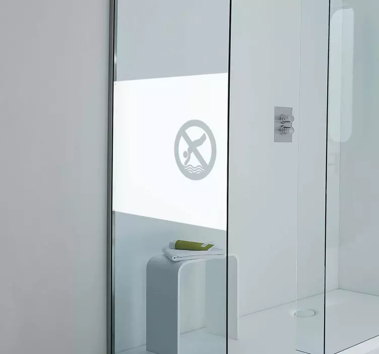 úszni tilos tábla zuhany matrica - TenStickers