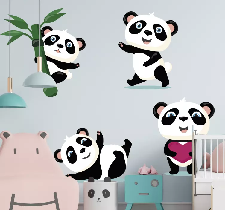 Panda meg vadállat matrica - TenStickers