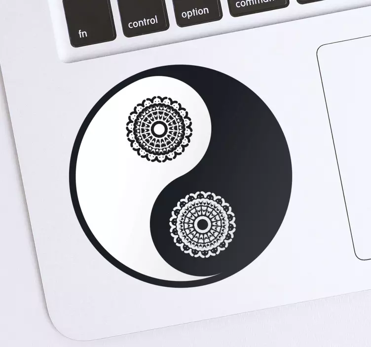 Ying yang paisley laptop matrica - TenStickers