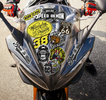 Eredeti bombacsomag motoros matrica - TenStickers