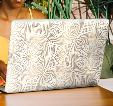 Arany hangok mandala laptop bőr matrica - TenStickers
