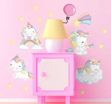 Bolyhos egyszarvúak mese falmatrica - TenStickers
