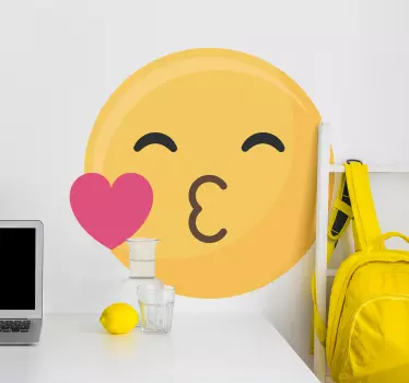 Csók smiley otthoni fal matrica - TenStickers
