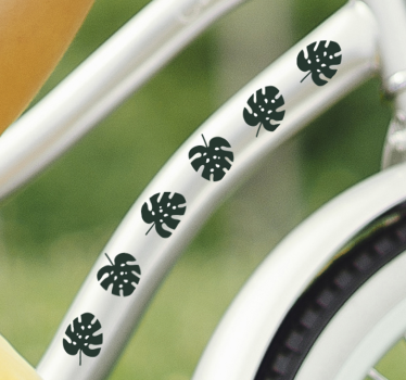 Monstera elhagyja a kerékpáros matricát - TenStickers