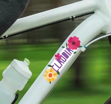 Virágok és név bicikli matrica - TenStickers