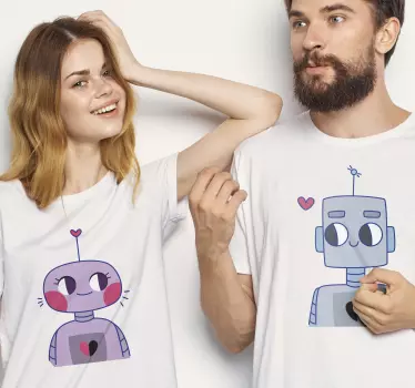 Két aranyos, szerelmes robot, hozzáillő ing pároknak - TenStickers