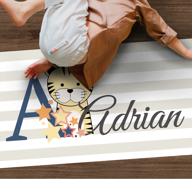 Csíkos kis tigris névvel vinil szőnyeg óvodák - TenStickers