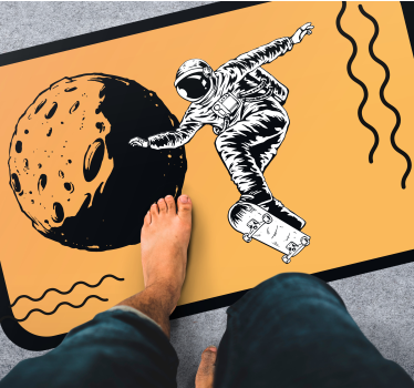 Űrhajós gördeszkázó vinil szőnyeg másoknak - TenStickers